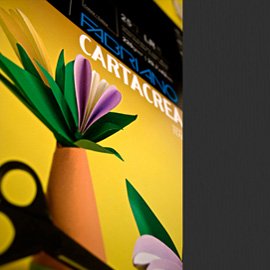 Cartoncino CartaCrea - 35 x 50 cm - 220 gr - nero 115 - Fabriano - blister 10 fogli